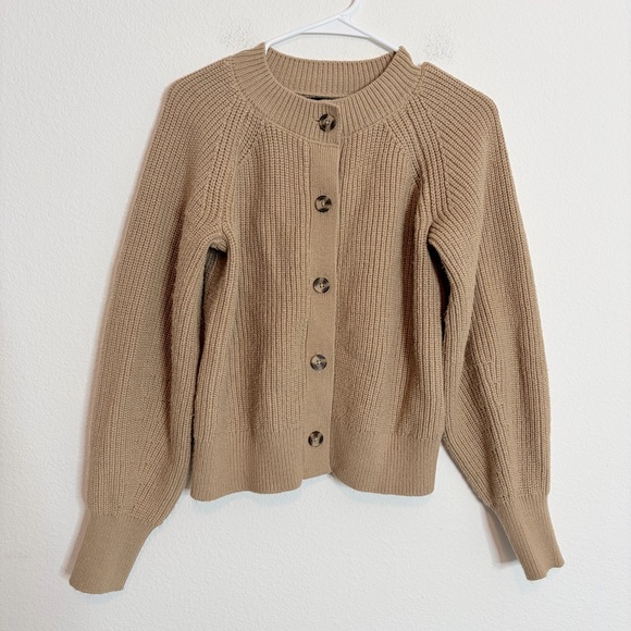 Banana Republic Sweaters - Banana Republic Camel Tan Knit Button Front Crewneck Cardigan Sweater